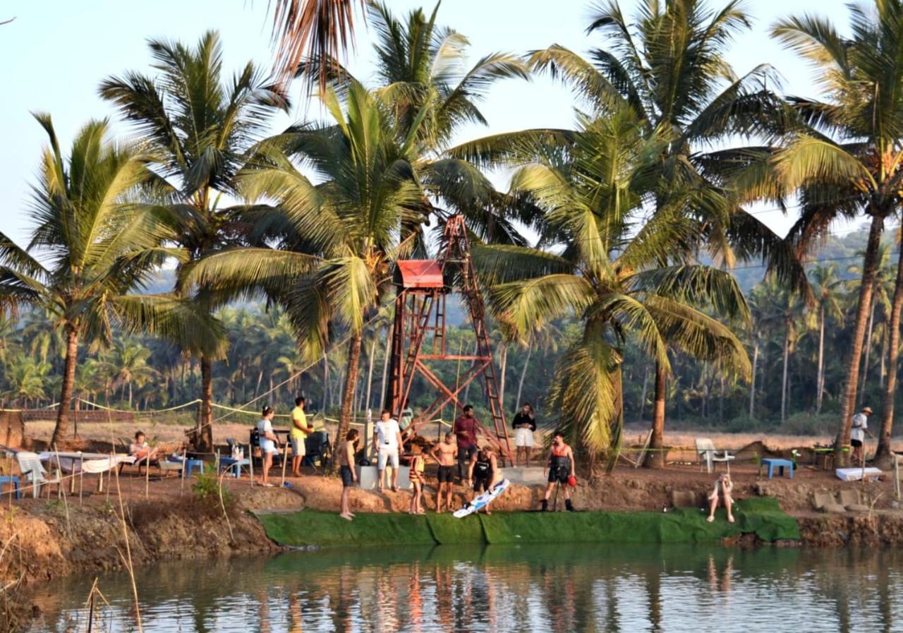 Wake Park Goa Hotel Arambol Ngoại thất bức ảnh